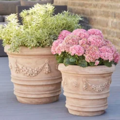 2er Set Pflanzkübel Mit Hübscher Verzierung - Rund - Terrakotta - Neila