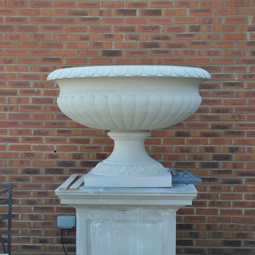 Englisches Pflanzgefäß Steinguss - Farley Castle 3 Englisches Pflanzgefäß Steinguss - Farley Castle – Bild 3