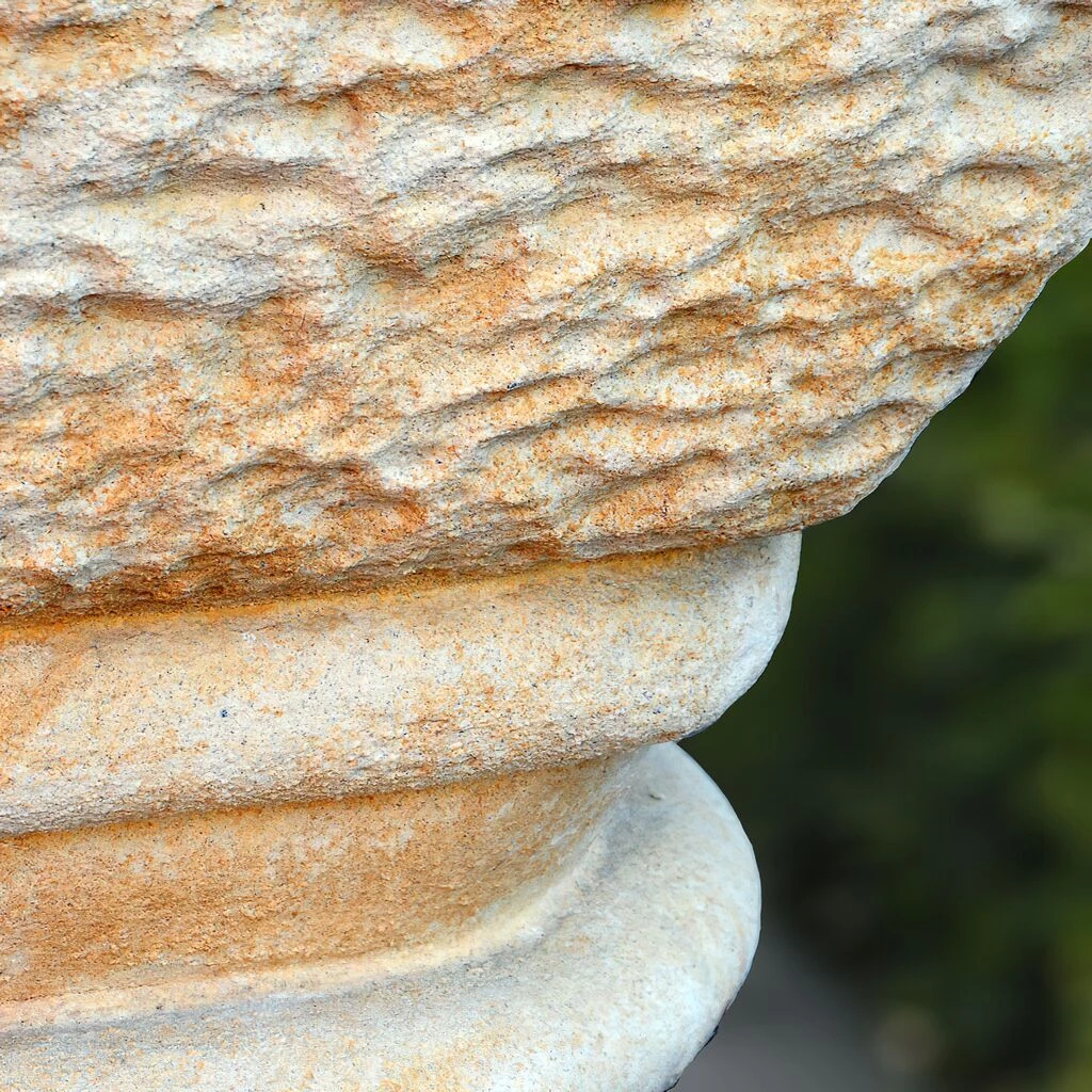 Großer Steinguss Pflanzkübel - Sanktus 2 Großer Steinguss Pflanzkübel - Sanktus – Bild 2