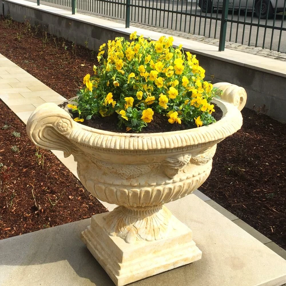 Historische Steinguss Gartenvase - Florentine 5 Historische Steinguss Gartenvase - Florentine – Bild 5