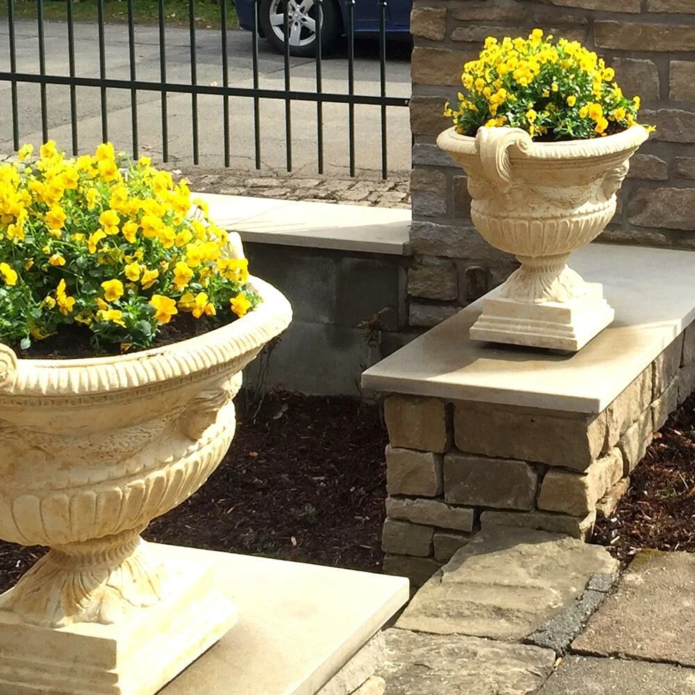 Historische Steinguss Gartenvase - Florentine 6 Historische Steinguss Gartenvase - Florentine – Bild 6