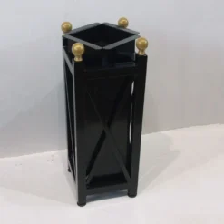 Schwarzer Metall Pflanzkübel Mit Goldenen Finals - Libro Boma 6 Schwarzer Metall Pflanzkübel Mit Goldenen Finals - Libro Boma -Garten Takt Verkäufe schwarzer metall pflanzkuebel mit goldenen finals libro boma3